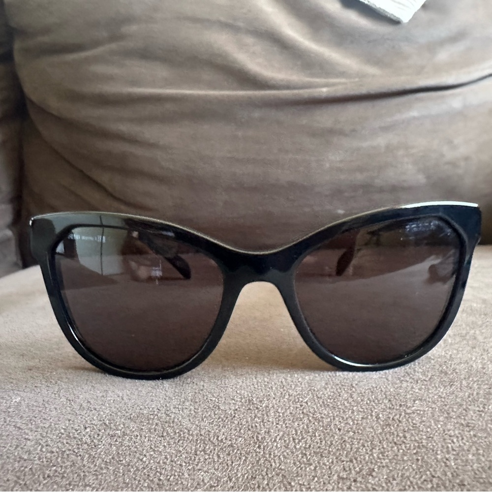 Prada Black Wayfarer-Inspired Sunglasses Timeless Design